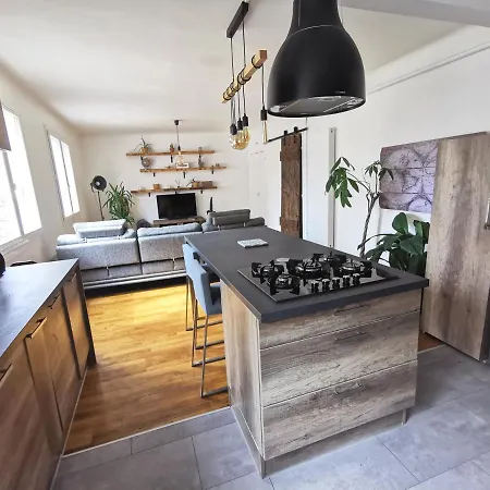 Le Globe-trotter - Les Maisons De Madeleine *